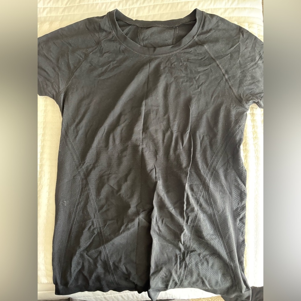 Ivivva Lululemon Kids Swiftly Tech Tee- size 14- black